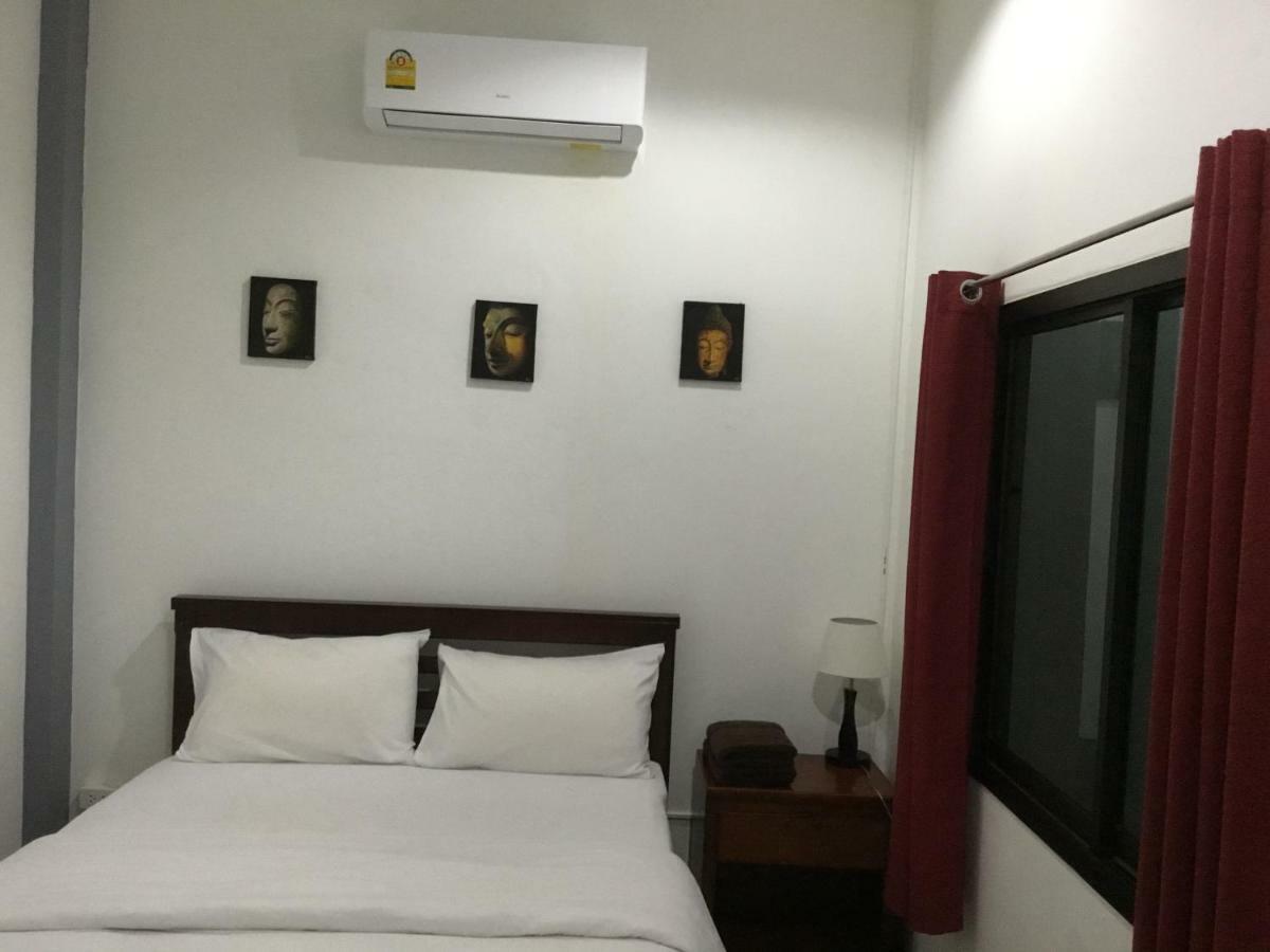 קו סאמט Jamie'S Home With 2 Bedrooms, Can Accommodate 6 Guests מראה חיצוני תמונה